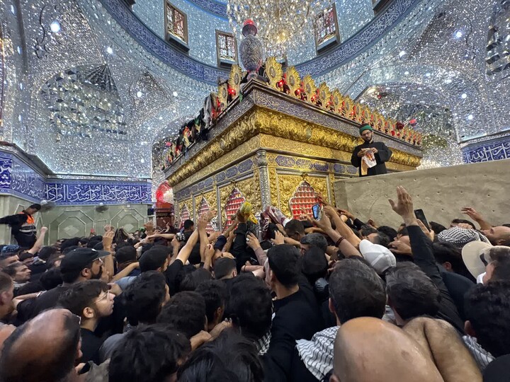 تصاویر/ حال و هوای زائران امام حسین(ع) در کربلا