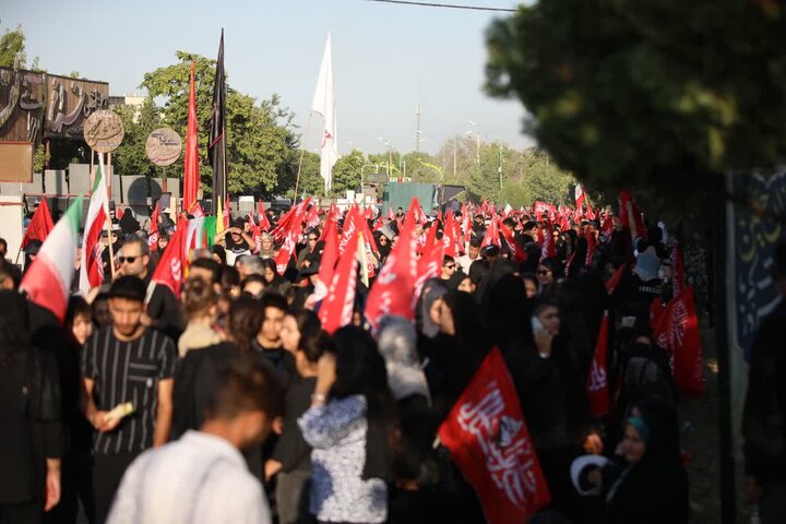 تصاویر/ راهپیمایی دلدادگان اربعین حسینی در ارومیه