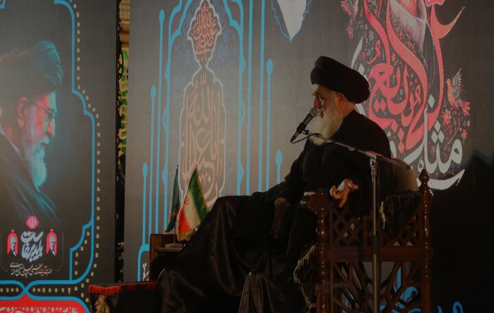 مراسم پیاده روی دلدادگان حسینی در طریق المهدی (عج) به سمت مسجد مقدس جمکران و اجتماع مردمی یالثارات الحسین علیه السلام در خون خواهی رهبر شهید انقلاب اسلامی