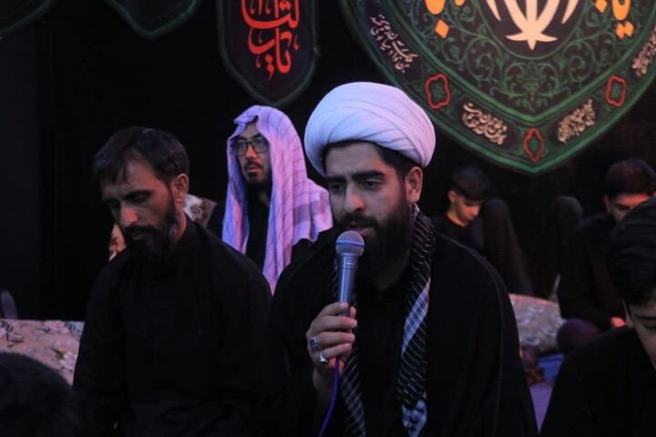 خدمت موکب انصار المقاومت خراسان جنوبی به همراه موکب عراقی در نجف اشرف