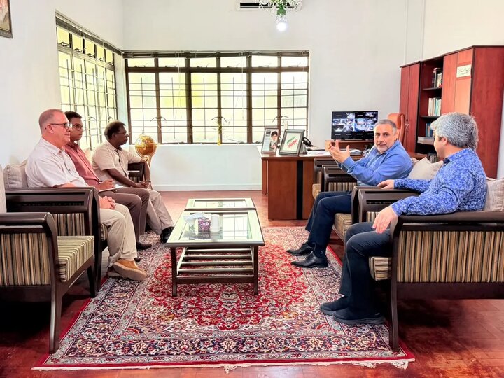 পূর্ব দেশগুলোর দৃষ্টিভঙ্গি ইরানের প্রতি বদলে গেছে