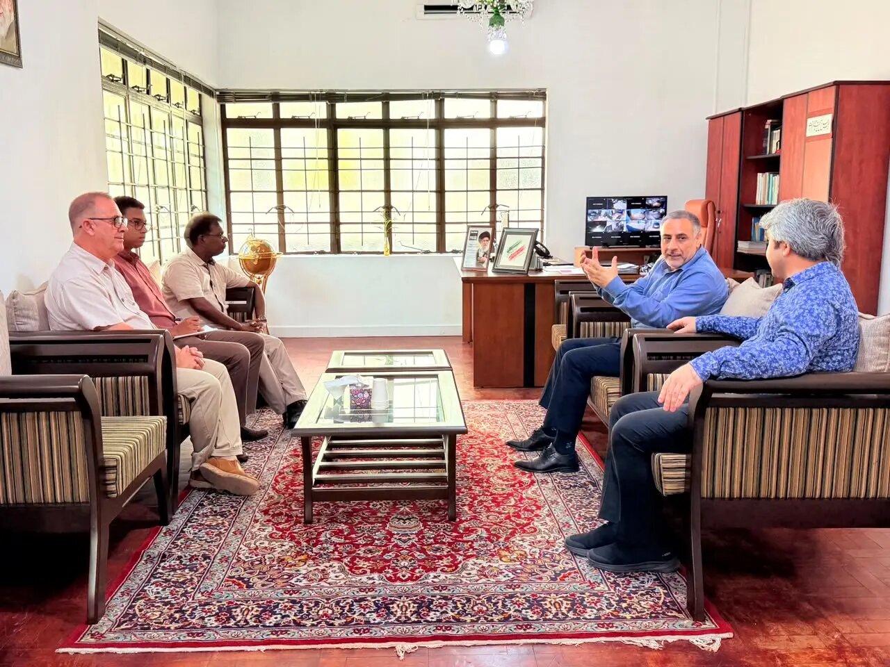 পূর্ব দেশগুলোর দৃষ্টিভঙ্গি ইরানের প্রতি বদলে গেছে