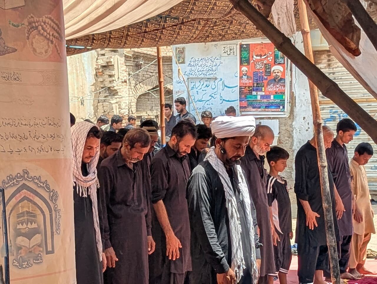 محراب پور سندھ؛ اربعین حسینی کے موقع پر نمازِ ظہرین کی باوقار جماعت