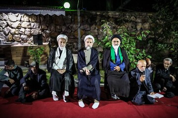 تصاویر / حضور امام جمعه قزوین در مراسم گرامیداشت شهید در طارم سیردان