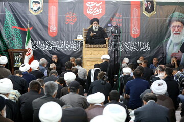تصاویر/ مراسم بزرگداشت قائد شهید امت از سوی آیت‌الله اراکی