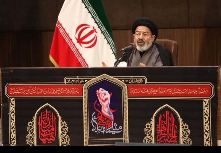 اربعین امسال تجلی وفاداری امت اسلامی به قائد شهید بود