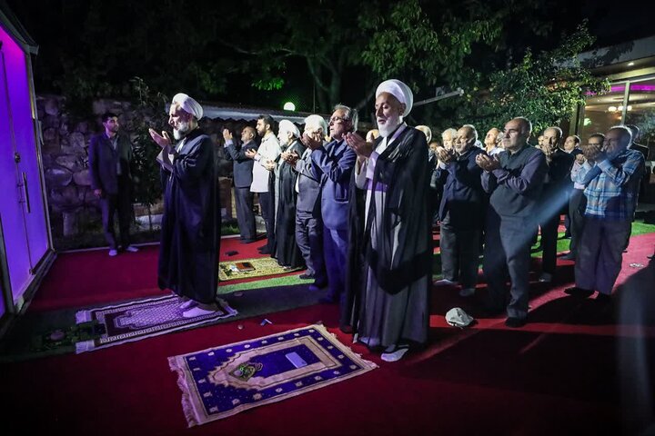 تصاویر /حضور امام جمعه قزوین در مراسم گرامیداشت شهید در طارم سیردان