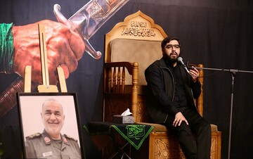 تصاویر/ مراسم بزرگداشت رهبر شهید و یادبود والده مادر همسر شهید سلامی