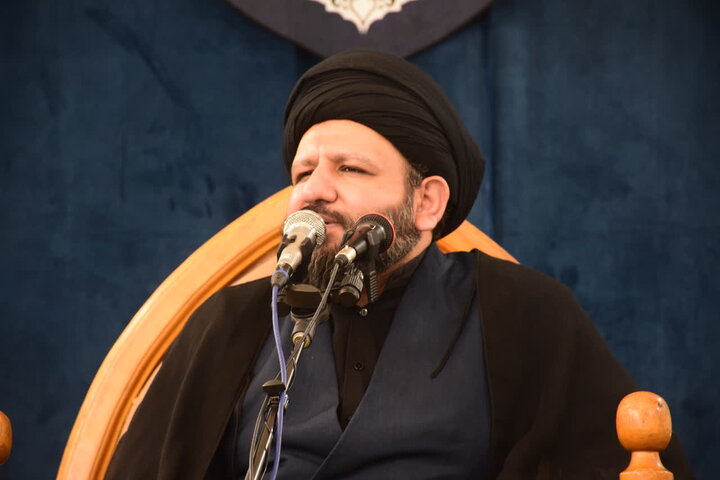 عقب‌نشینی در برابر دشمن، جسارت او را بیشتر می‌کند