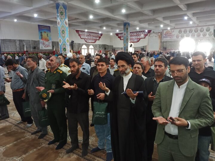 تصاویر/ نمازعبادی سیاسی جمعه کاشان