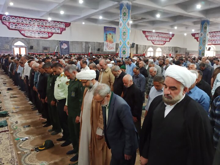 تصاویر/ نمازعبادی سیاسی جمعه کاشان