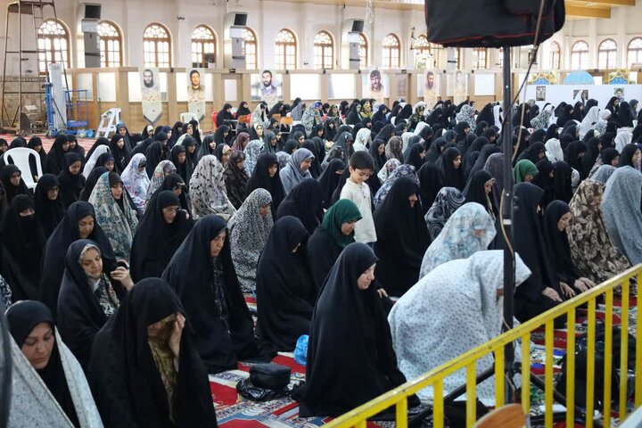 تصاویر/ نماز عبادی سیاسی جمعه در شهرستان ساری