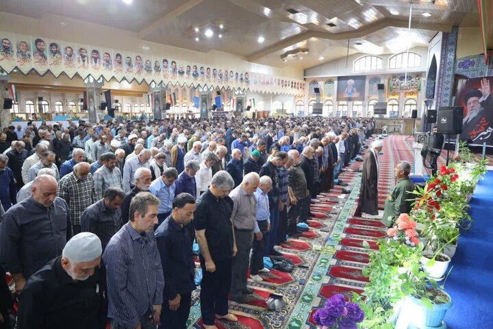 تصاویر/ نماز عبادی سیاسی جمعه در شهرستان ساری