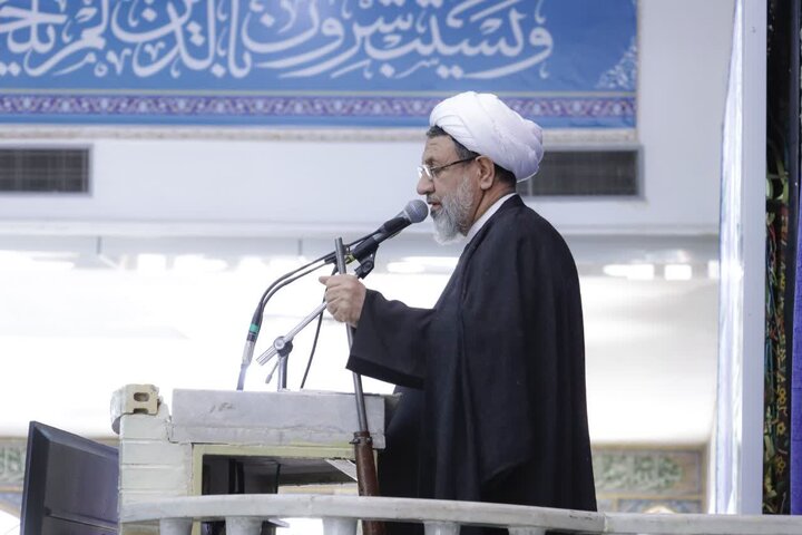 تصاویر/ اقامه نمازجمعه شهر کرمان
