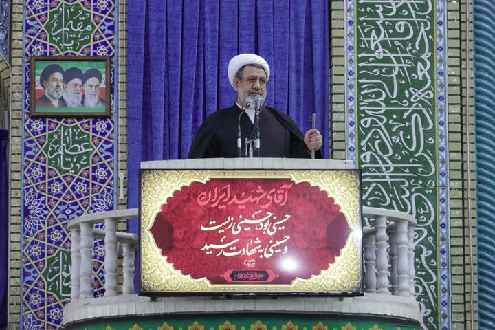 تصاویر/ اقامه نمازجمعه شهر کرمان