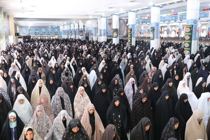 تصاویر/ اقامه نمازجمعه شهر کرمان