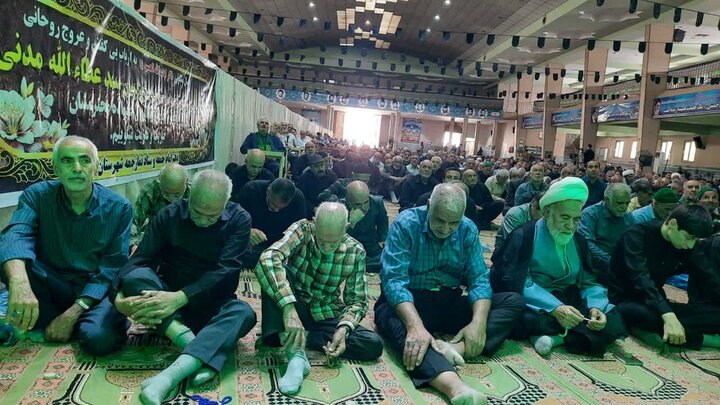 تصاویر/اقامه نماز عبادی سیاسی جمعه در خمین