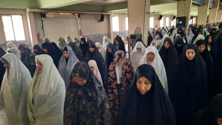 تصاویر/اقامه نماز عبادی سیاسی جمعه در خمین