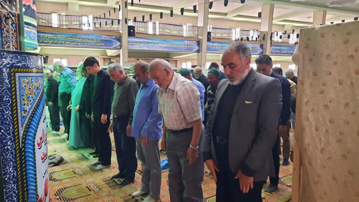 تصاویر/اقامه نماز عبادی سیاسی جمعه در خمین