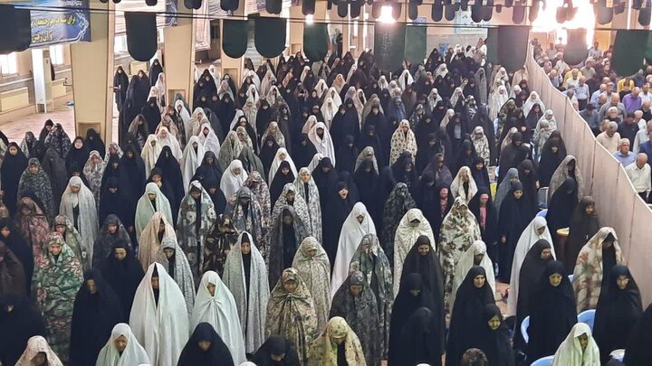 تصاویر/اقامه نماز عبادی سیاسی جمعه در خمین