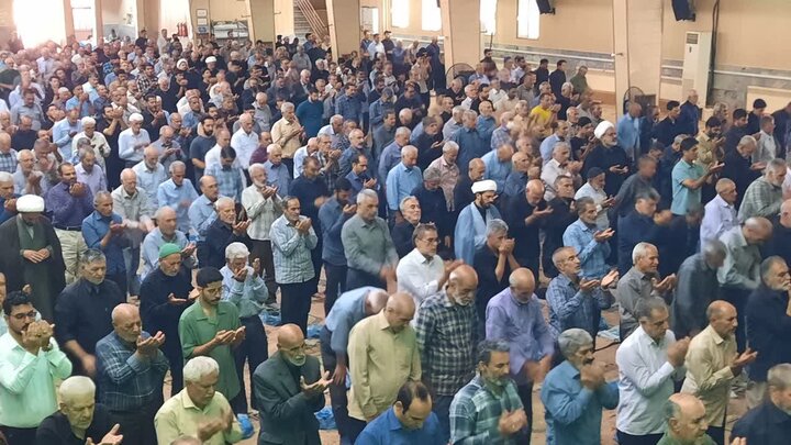 تصاویر/اقامه نماز عبادی سیاسی جمعه در خمین