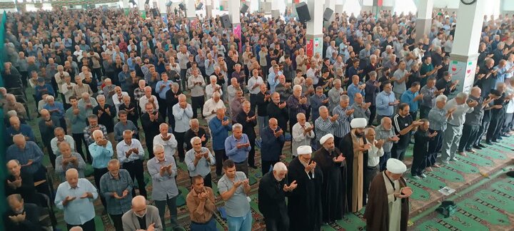 تصاویر/اقامه نماز عبادی سیاسی جمعه در ساوه