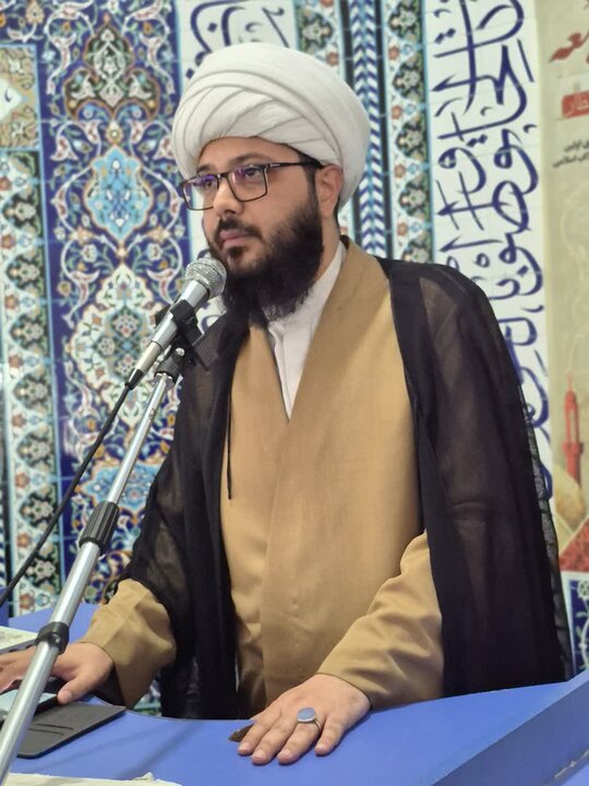 تصاویر/اقامه نماز عبادی سیاسی جمعه در ساوه