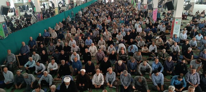 تصاویر/اقامه نماز عبادی سیاسی جمعه در ساوه