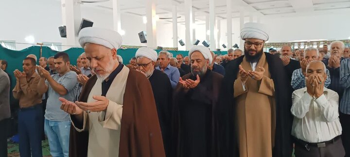 تصاویر/اقامه نماز عبادی سیاسی جمعه در ساوه
