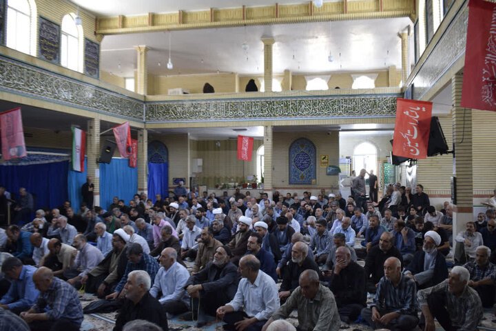 تصاویر/ اقامه نماز شهرستان بیجار