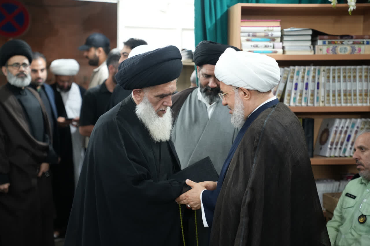 بزرگداشت امام شهید از سوی آیت‌الله اراکی