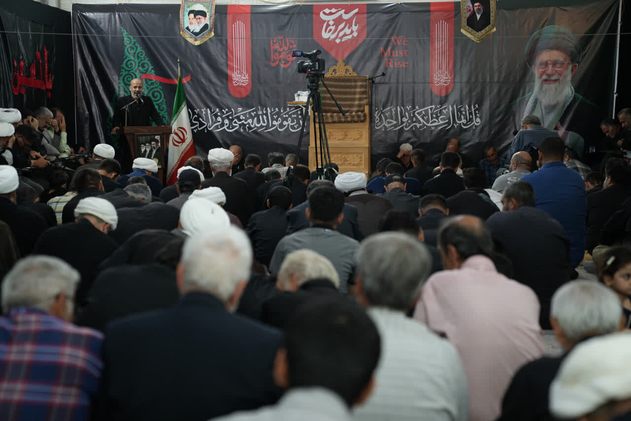 بزرگداشت امام شهید از سوی آیت‌الله اراکی