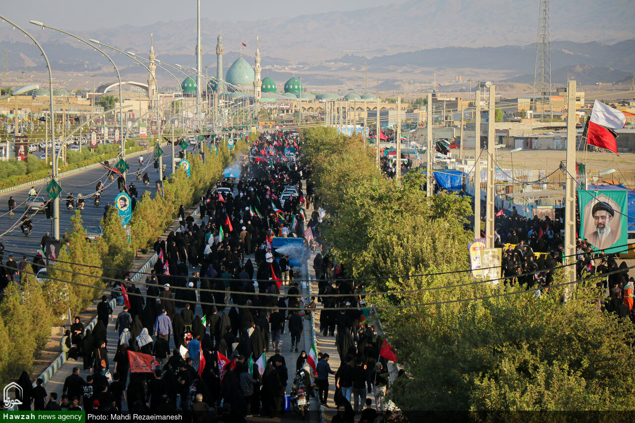 Photos/À Qom, une marée humaine exprime sa ferveur lors de la marche des « Ardéants de l’Arbaïn »
