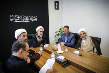 تصاویر / چهل و هفتمین جلسه قرارگاه مردمی رهبر شهید در قزوین