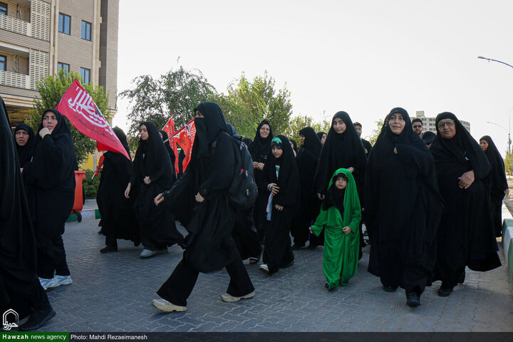 À Qom, une marée humaine exprime sa ferveur lors de la marche des « Ardéants de l’Arbaïn »