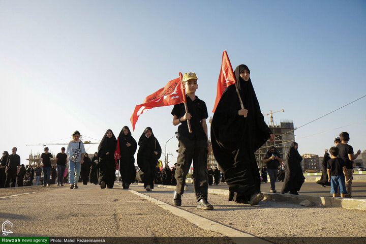 À Qom, une marée humaine exprime sa ferveur lors de la marche des « Ardéants de l’Arbaïn »