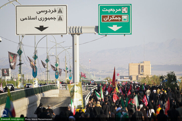 À Qom, une marée humaine exprime sa ferveur lors de la marche des « Ardéants de l’Arbaïn »