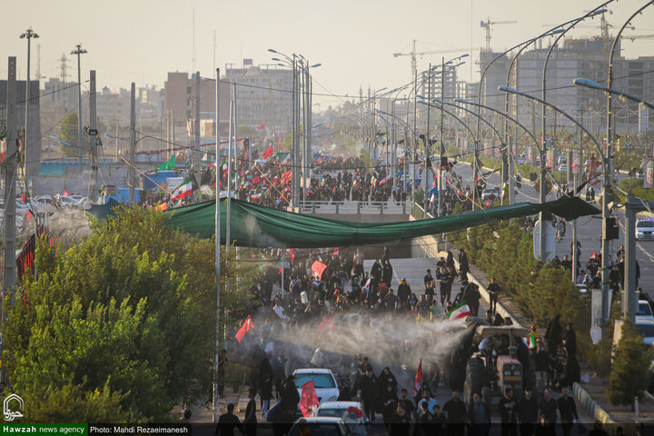 À Qom, une marée humaine exprime sa ferveur lors de la marche des « Ardéants de l’Arbaïn »