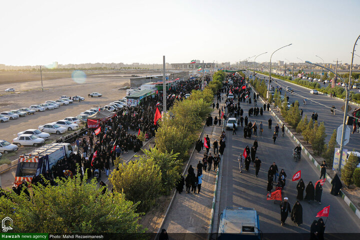À Qom, une marée humaine exprime sa ferveur lors de la marche des « Ardéants de l’Arbaïn »