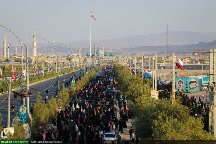 À Qom, une marée humaine exprime sa ferveur lors de la marche des « Ardéants de l’Arbaïn »