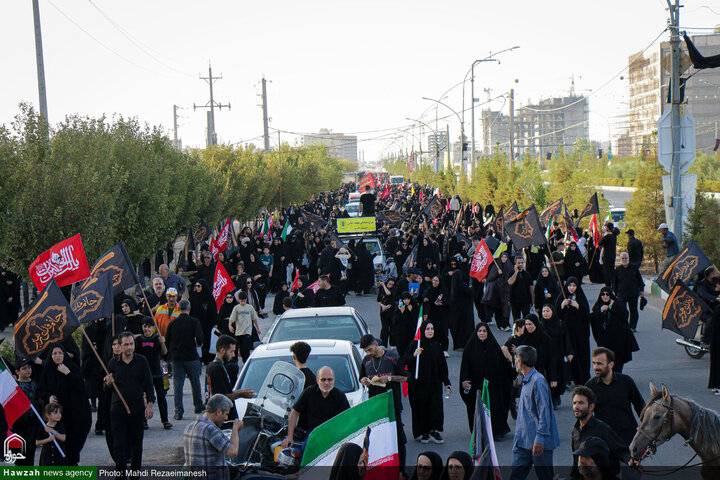 À Qom, une marée humaine exprime sa ferveur lors de la marche des « Ardéants de l’Arbaïn »