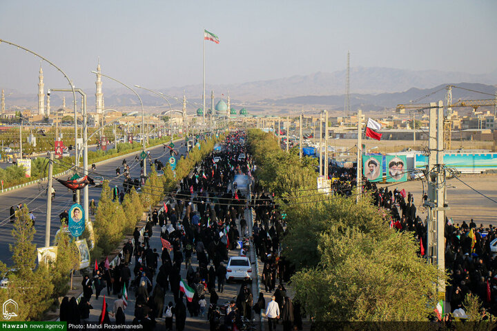 À Qom, une marée humaine exprime sa ferveur lors de la marche des « Ardéants de l’Arbaïn »