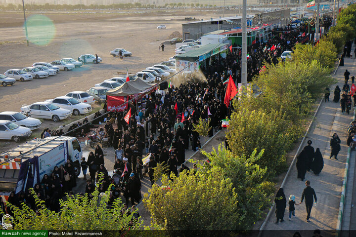 À Qom, une marée humaine exprime sa ferveur lors de la marche des « Ardéants de l’Arbaïn »
