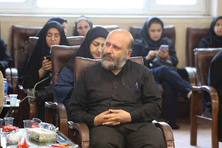 تصاویر / دیدار خبرنگاران همدانی با امام جمعه همدان