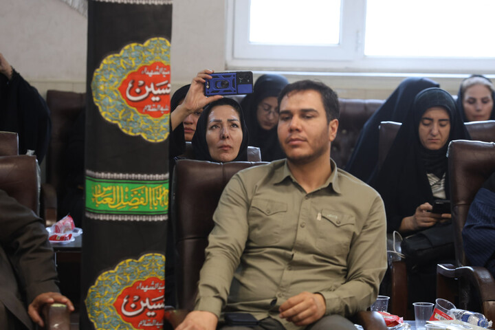 تصاویر / دیدار خبرنگاران همدانی با امام جمعه همدان