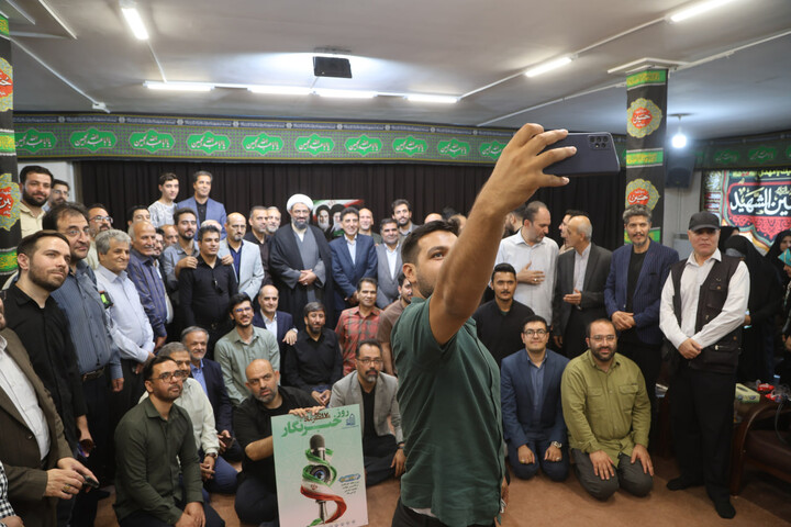 تصاویر / دیدار خبرنگاران همدانی با امام جمعه همدان