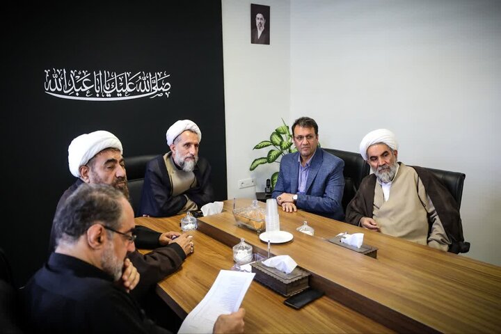 تصاویر / چهل و هفتمین جلسه قرارگاه مردمی رهبر شهید برگزار شد