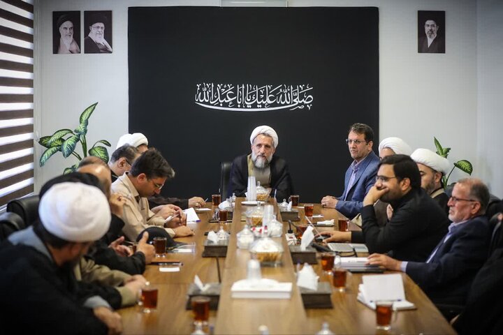تصاویر / چهل و هفتمین جلسه قرارگاه مردمی رهبر شهید برگزار شد