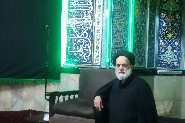 روحانیت دو بیانیه گام دوم انقلاب و حوزه پیشرو و سرآمد را چراغ راه خود قرار دهد