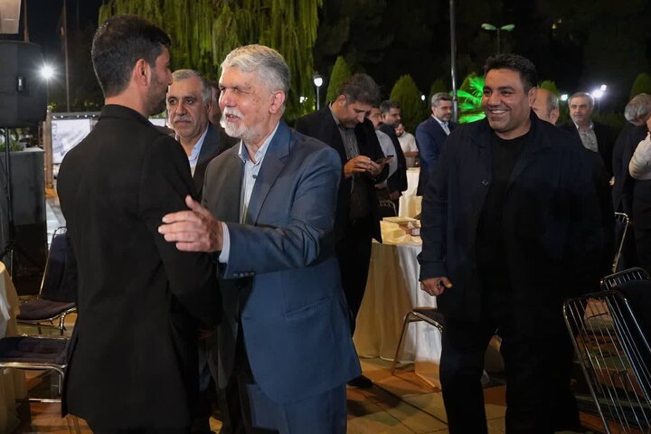 تصاویر/ مراسم پاسداشت رو خبرنگار در تهران